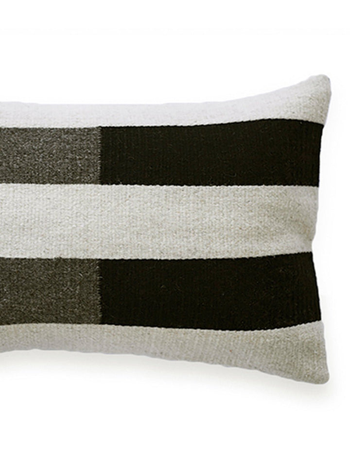 Bed and LivingBasics Collection, Cushion Cover NimaArudeko