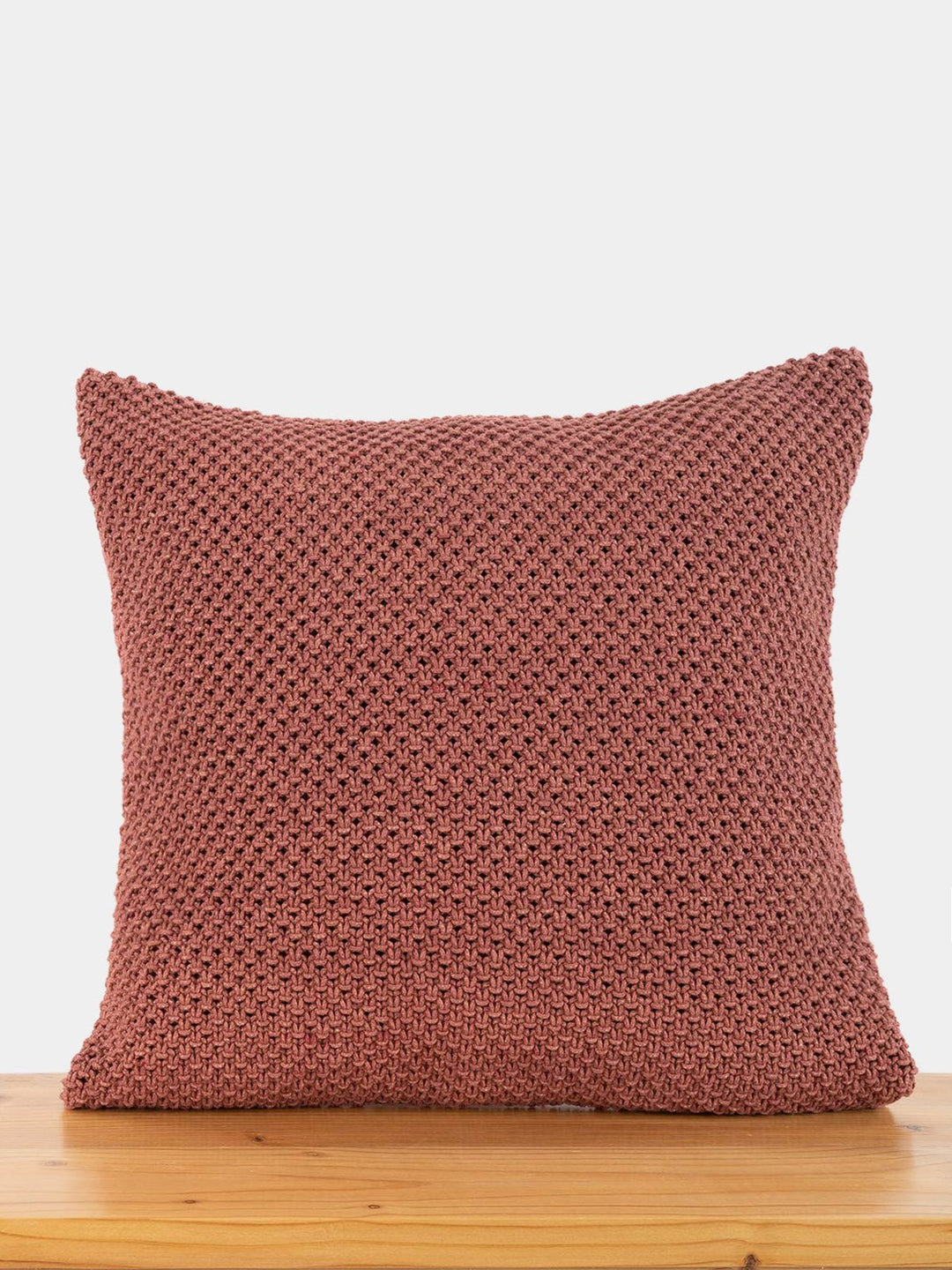 Bed and LivingClassic Hand-Knotted Cushion CoverOne 'O' Eight Knots