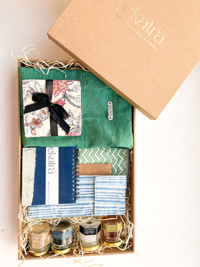 Stationery and OfficeHer Little Things Sustainable Gift BoxEkatra