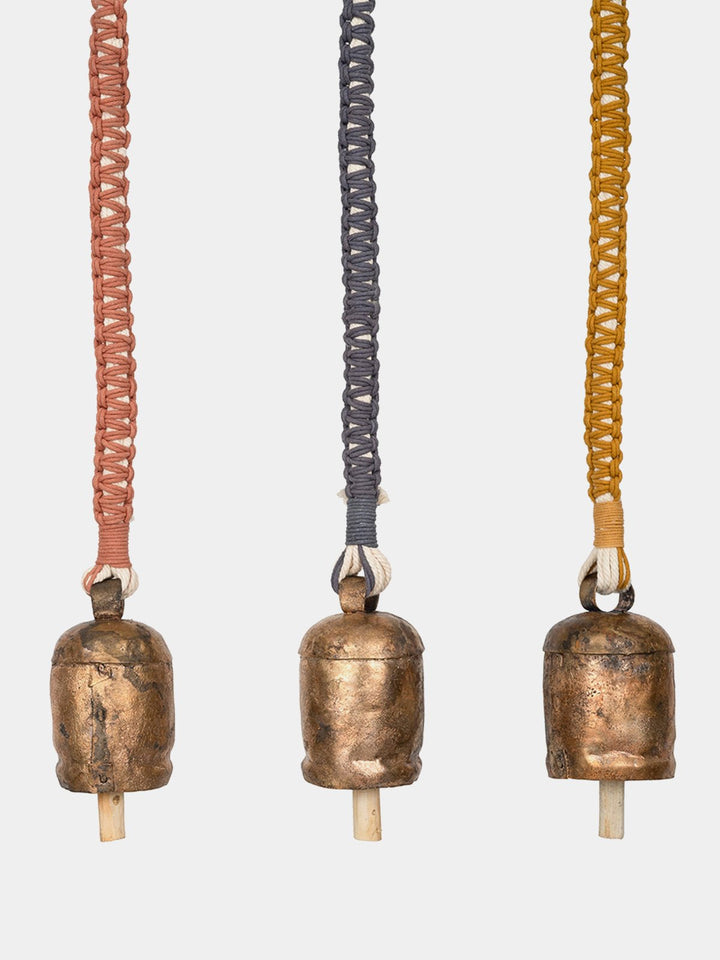 Home DecorIntertwined Hand-Knotted Wind Chime with Metal BellOne 'O' Eight Knots