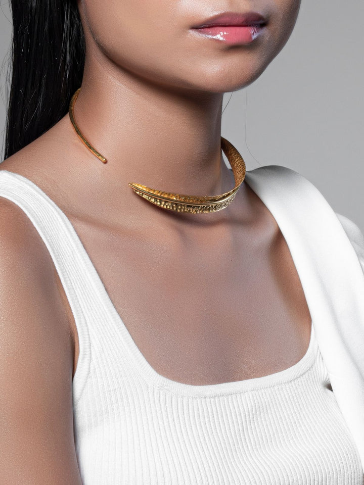 JewelryIra Brass Choker GoldEquiivalence