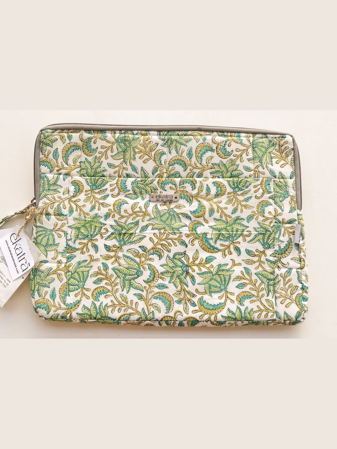 Stationery and OfficeLaptop Sleeve Green Floral MotifEkatra