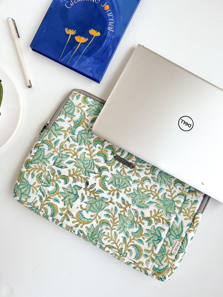 Stationery and OfficeLaptop Sleeve Green Floral MotifEkatra