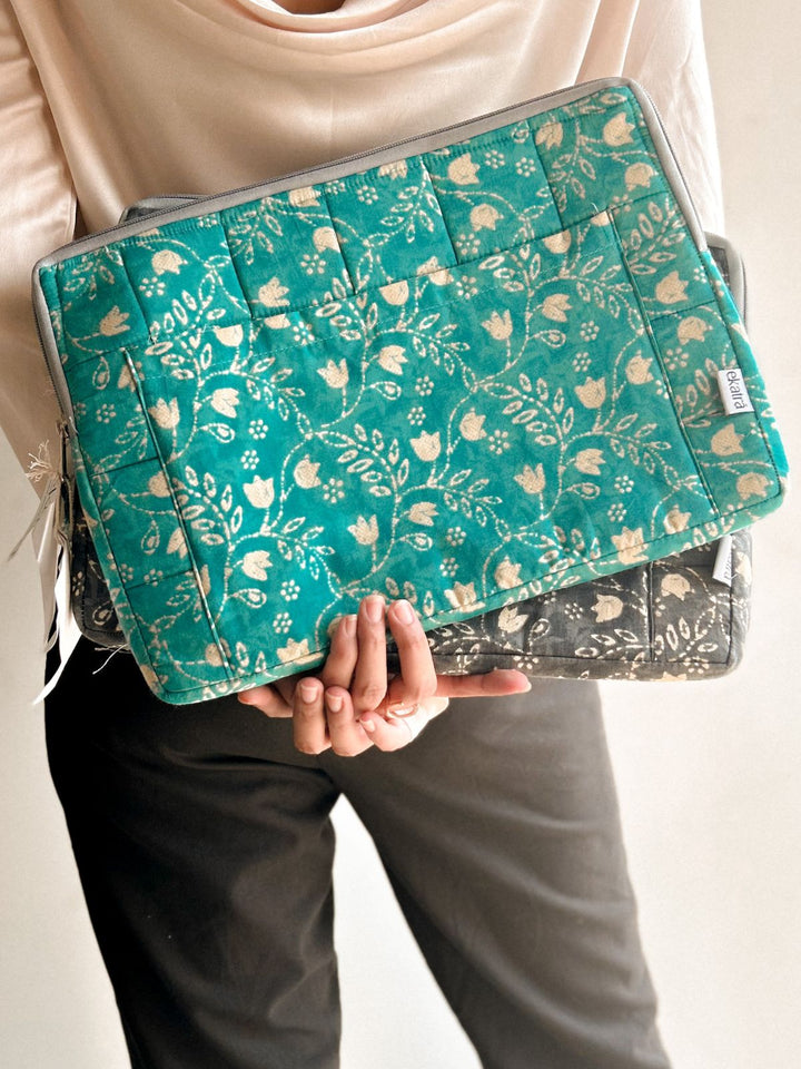 Stationery and OfficeLaptop Sleeve Teal FloralEkatra