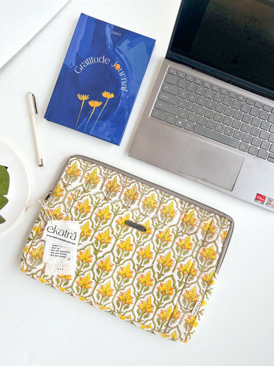Stationery and OfficeLaptop Sleeve Yellow motifEkatra