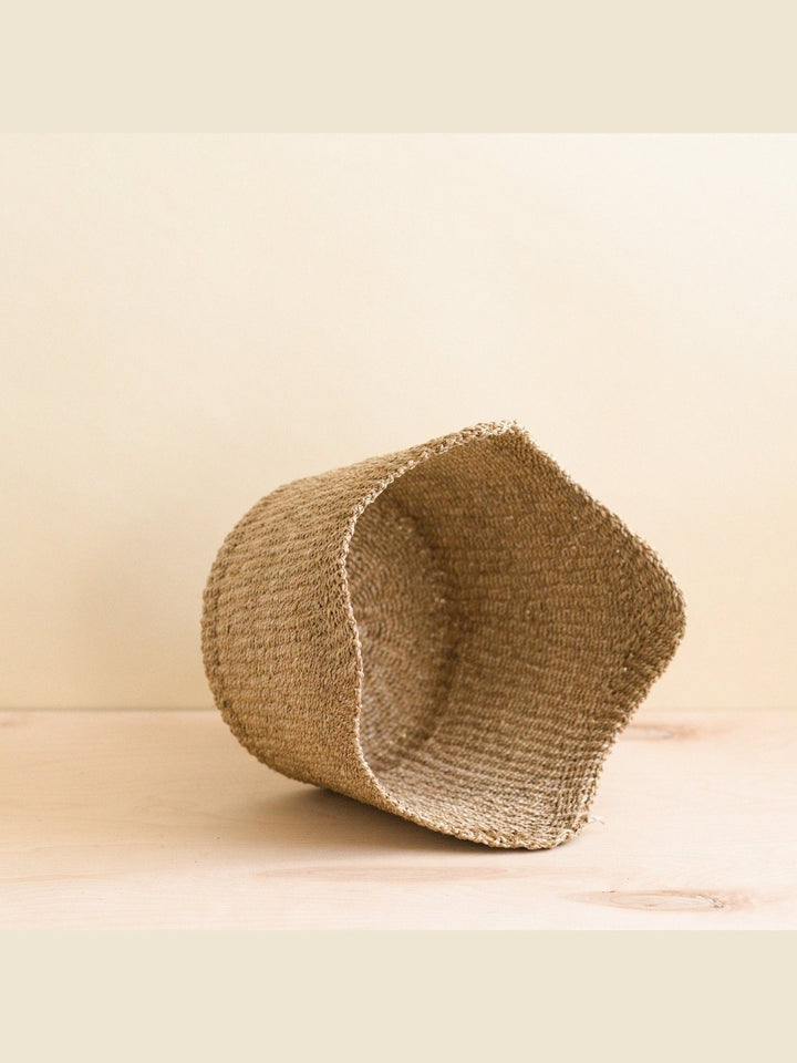 Home DecorNatural Scallop Basket - Planter BasketLIKHÂ