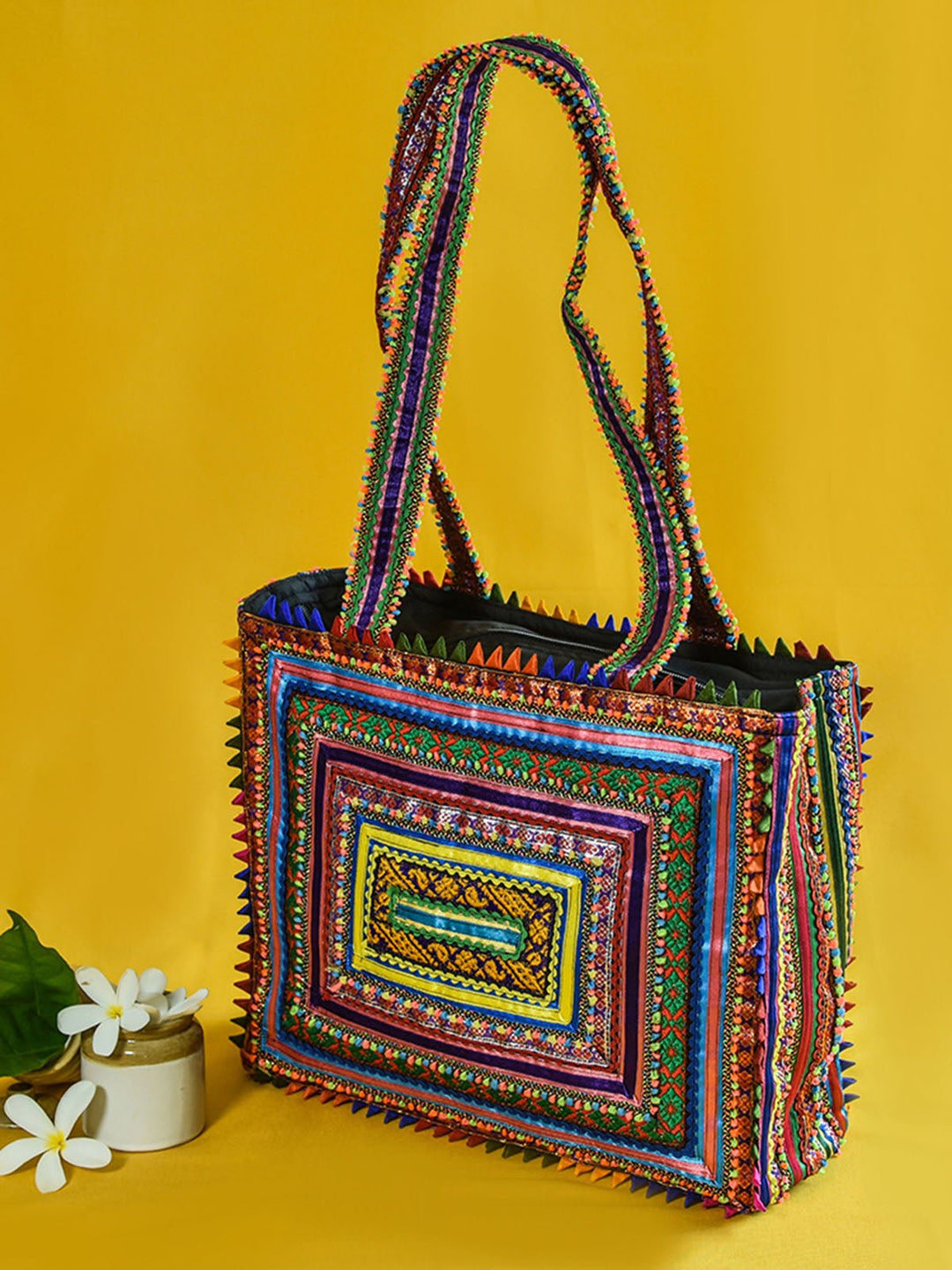 BagsPABI Shoulder Bag MulticolouredKaarigar Clinic