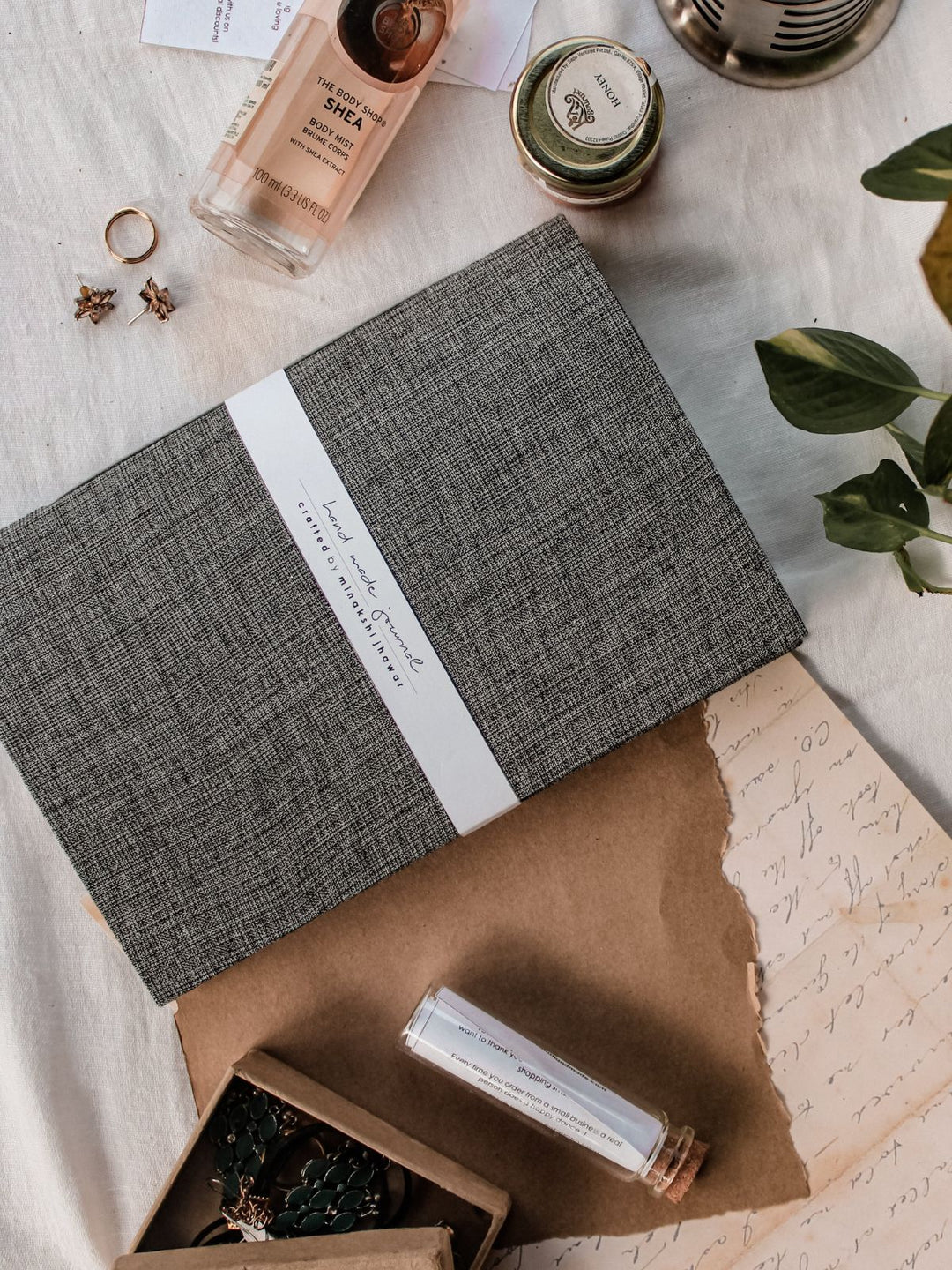 Stationery and OfficeSustainable Solid Gratitude Gift BoxEkatra